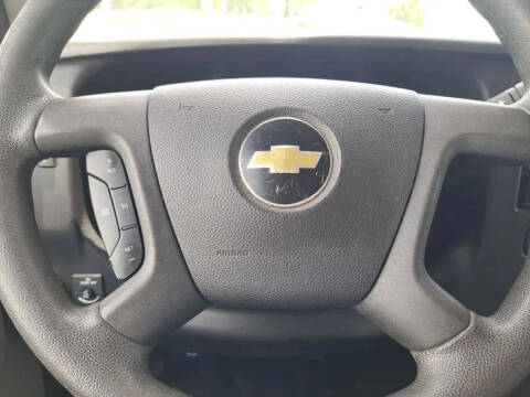2017 Chevrolet Express 2500