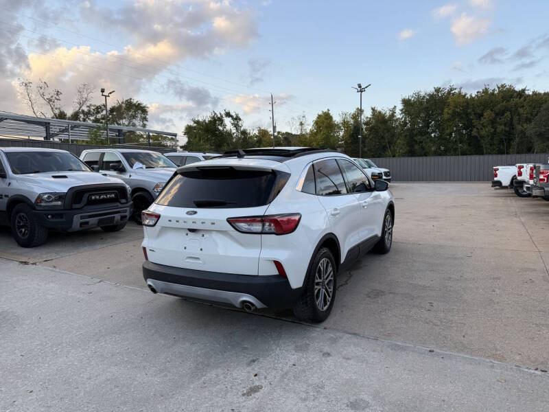 2022 Ford Escape SEL