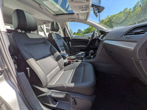 2016 Volkswagen Golf TSI SE