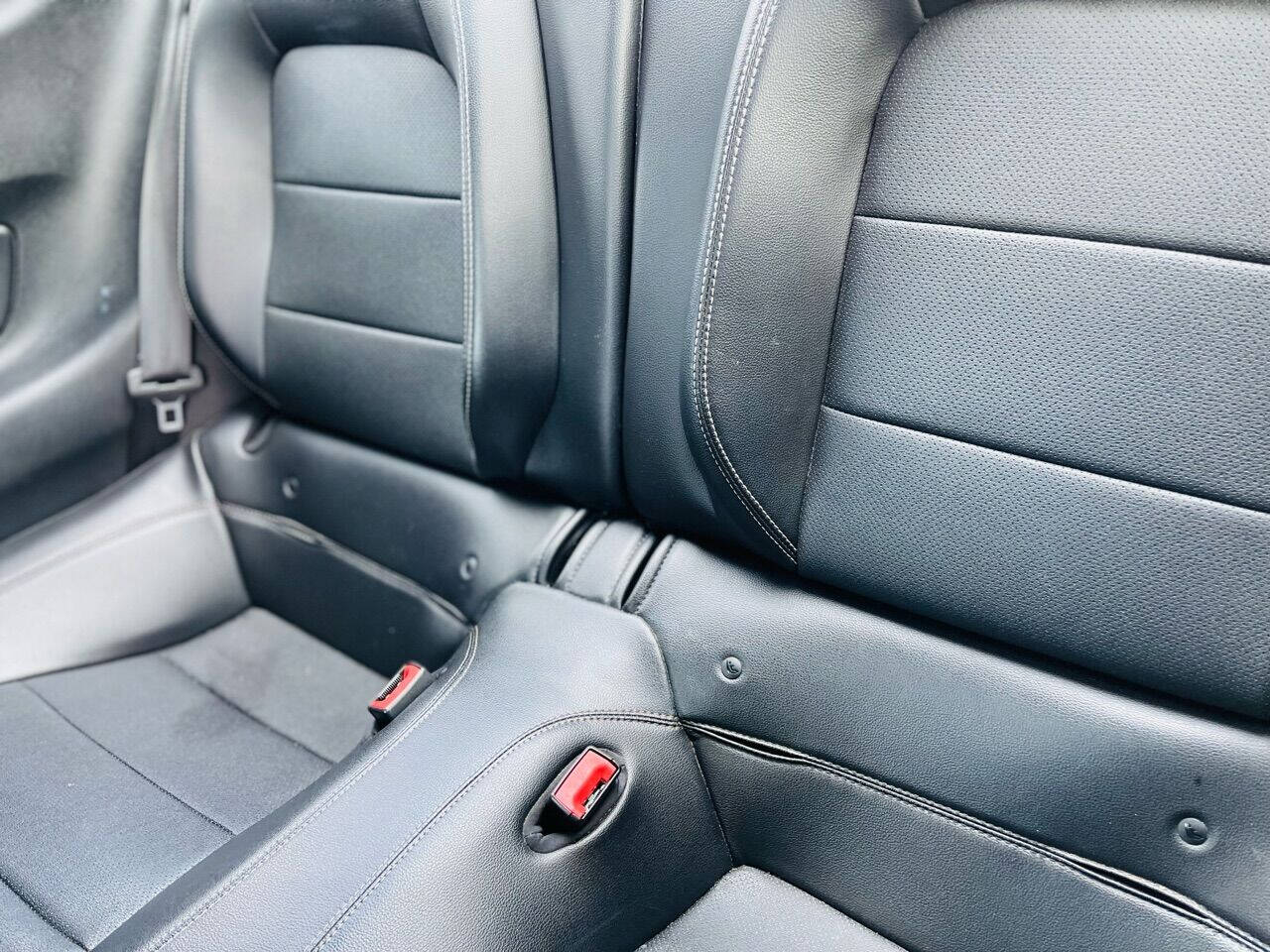 2020 FORD Mustang Coupe - $20,720