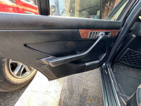 1987 Mercedes-Benz 500-Class