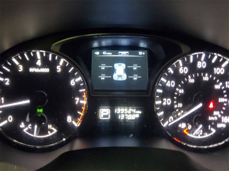 2013 Nissan Pathfinder SV