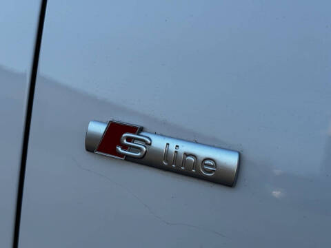 2012 Audi Q5 3.2 quattro Premium Plus