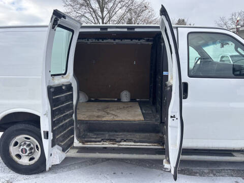 2018 GMC Savana 2500