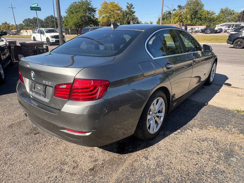 2015 BMW 5 Series 528i