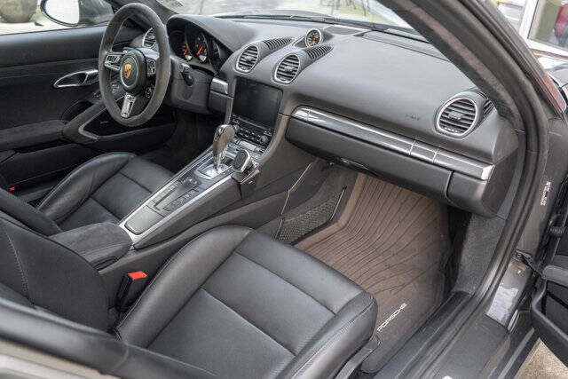 2018 Porsche 718 Cayman GTS