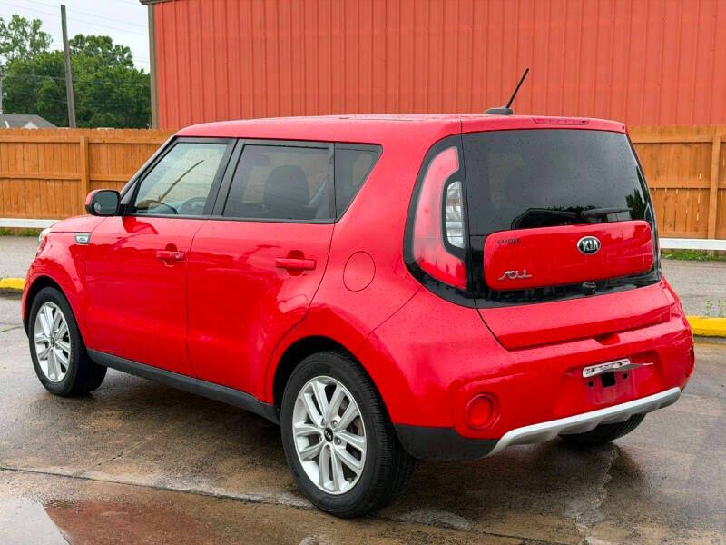 2017 Kia Soul +