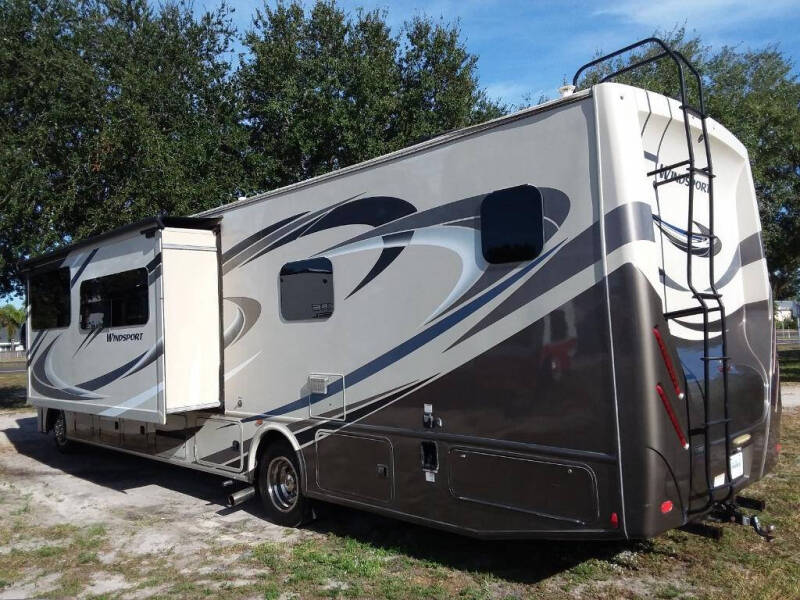 2019 Thor Motor Coach Windsport 35m