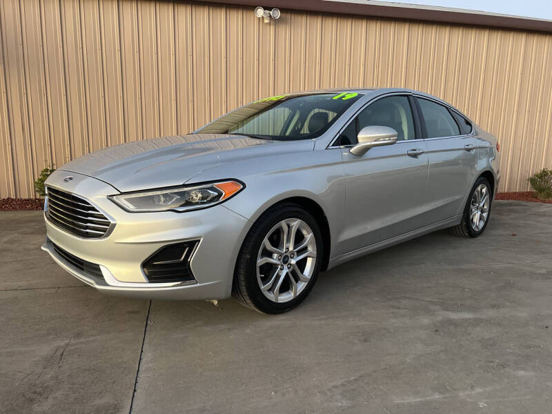 2019 Ford Fusion SEL photo 2