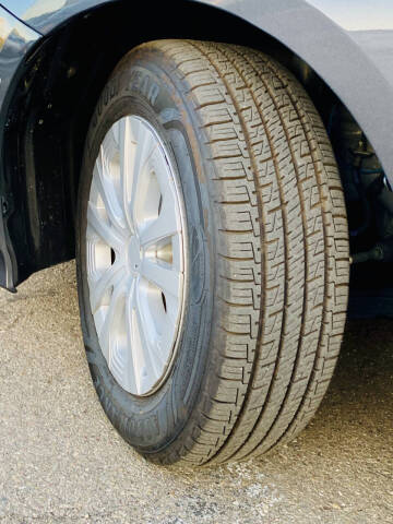 2022 Toyota Prius LE