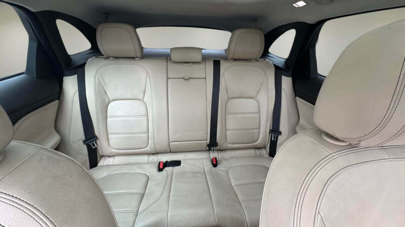 2017 Jaguar F-PACE 35t Prestige