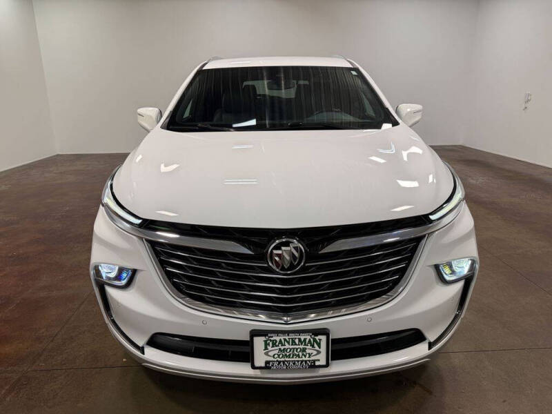 2023 Buick Enclave Essence