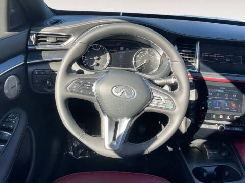 2025 Infiniti QX50 Sport