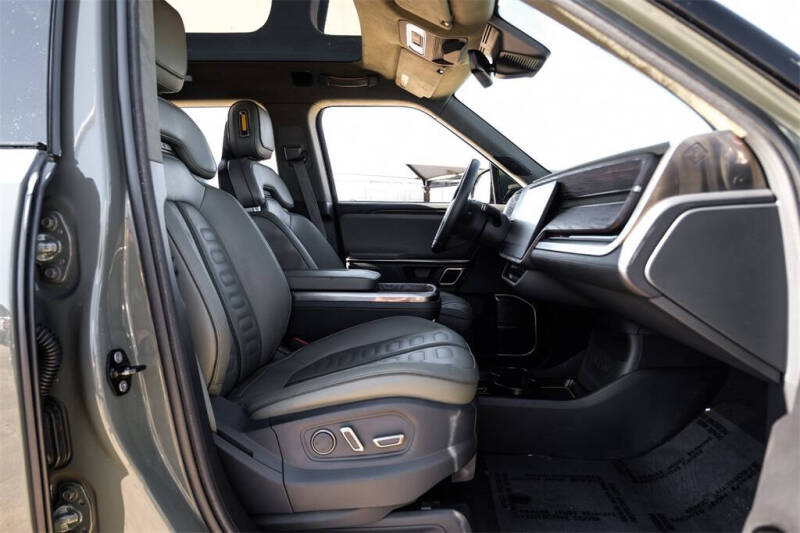 2022 Rivian R1T Launch Edition