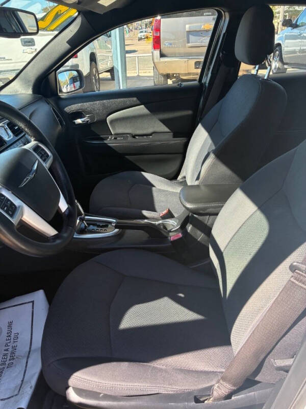 2012 Chrysler 200 Touring