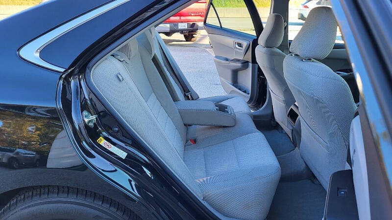 2016 Toyota Camry LE