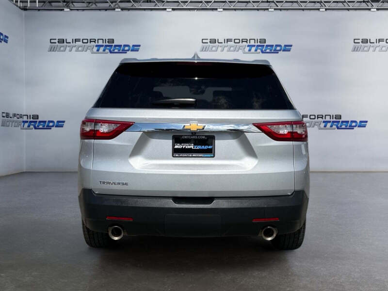2021 Chevrolet Traverse LS