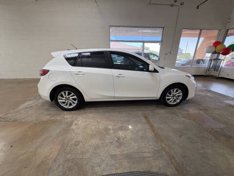 2013 Mazda MAZDA3 i Touring