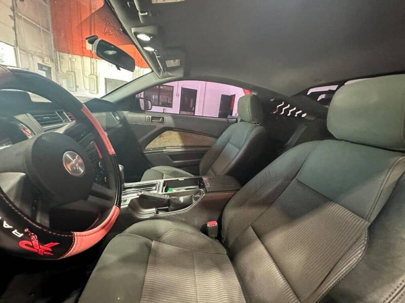 2010 Ford Mustang V6