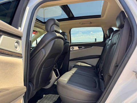 2019 Lincoln Nautilus Reserve