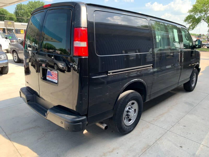 2019 Chevrolet Express 2500
