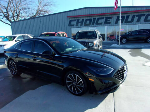 2021 Hyundai Sonata for sale at Choice Auto in Carroll IA