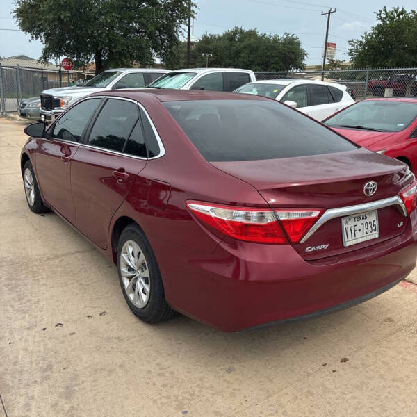 2017 Toyota Camry SE