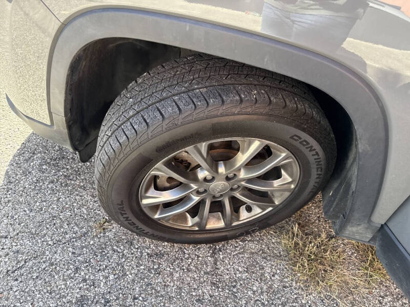 2021 Jeep Cherokee Latitude Plus