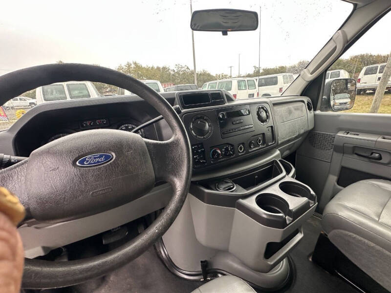 2011 Ford E-Series E-350 SD XL