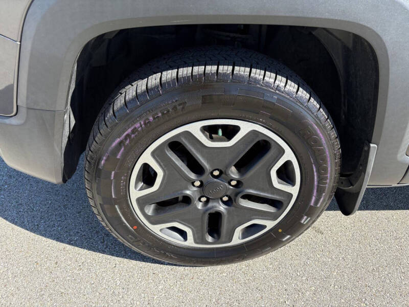 2017 Jeep Renegade Trailhawk