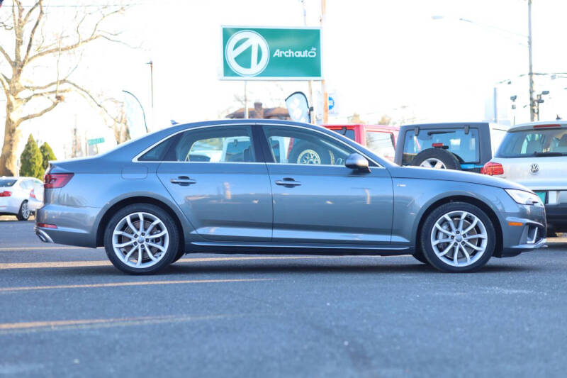 2019 Audi A4 quattro Premium Plus 45 TFSI