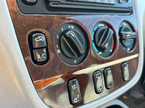 2000 Mercedes-Benz M-Class ML 320