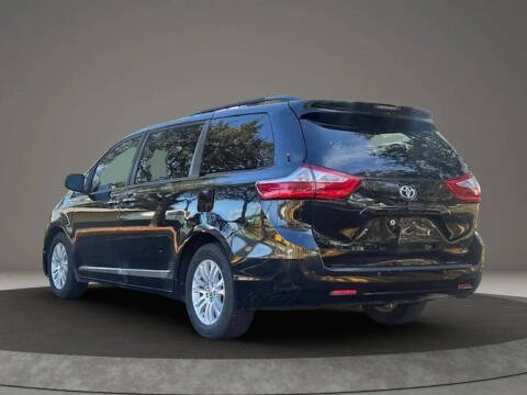 2017 Toyota Sienna