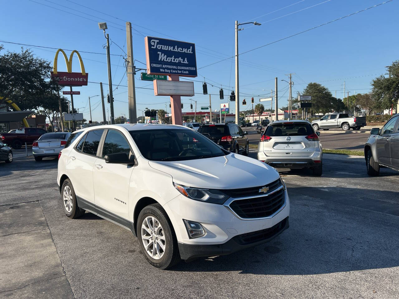 2020 Chevrolet Equinox LS 4x4 4dr SUV w/1LS's photo