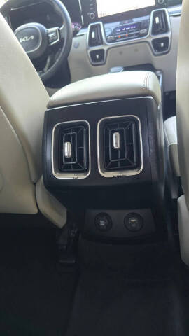 2022 Kia Sorento S