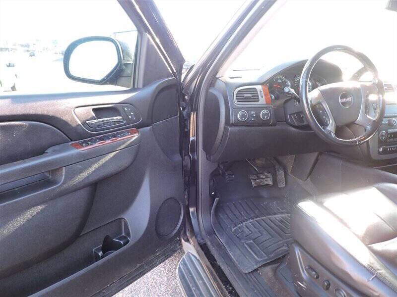 2012 GMC Yukon XL SLT