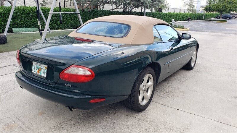 2000 Jaguar XK-Series 17