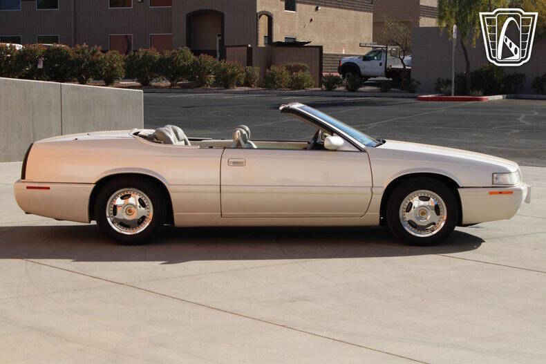 2002 Cadillac Eldorado ETC