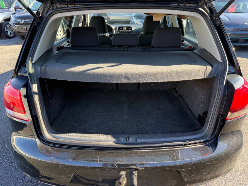 2011 Volkswagen Golf 2.5L PZEV