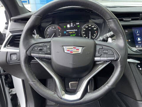 2023 Cadillac XT6 Sport