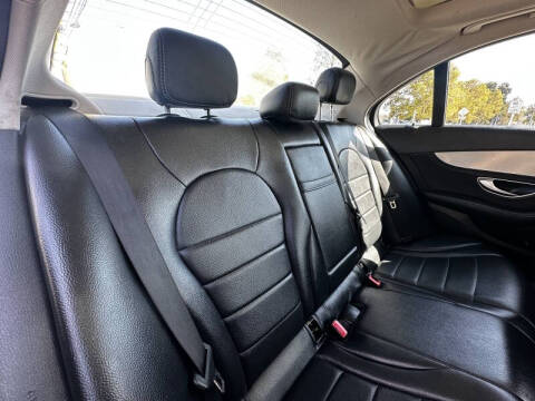 2016 Mercedes-Benz C-Class