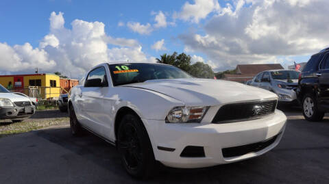 2010 Ford Mustang V6