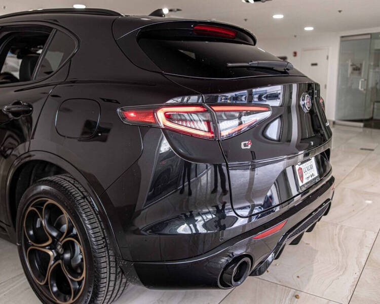 2025 Alfa Romeo Stelvio