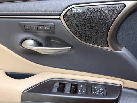 2019 Lexus ES 350