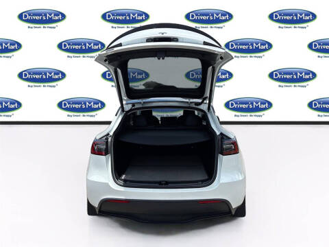 2023 Tesla Model Y Performance