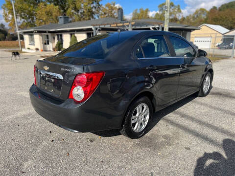 2016 Chevrolet Sonic LT Auto