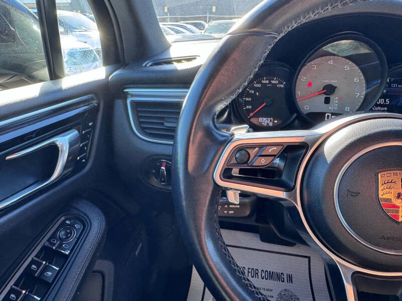 2017 Porsche Macan S