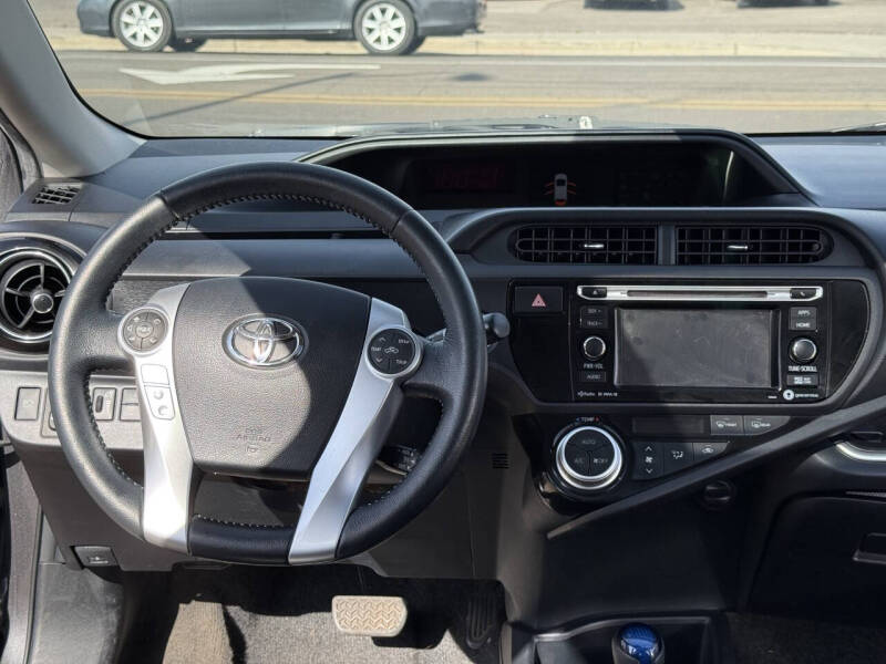 2017 Toyota Prius c Three