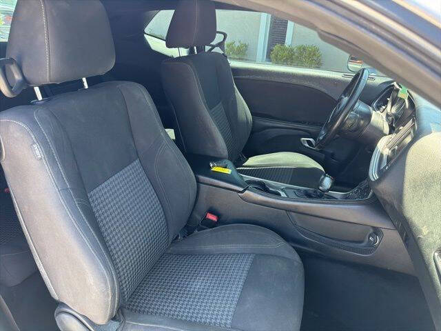 2017 Dodge Challenger SXT