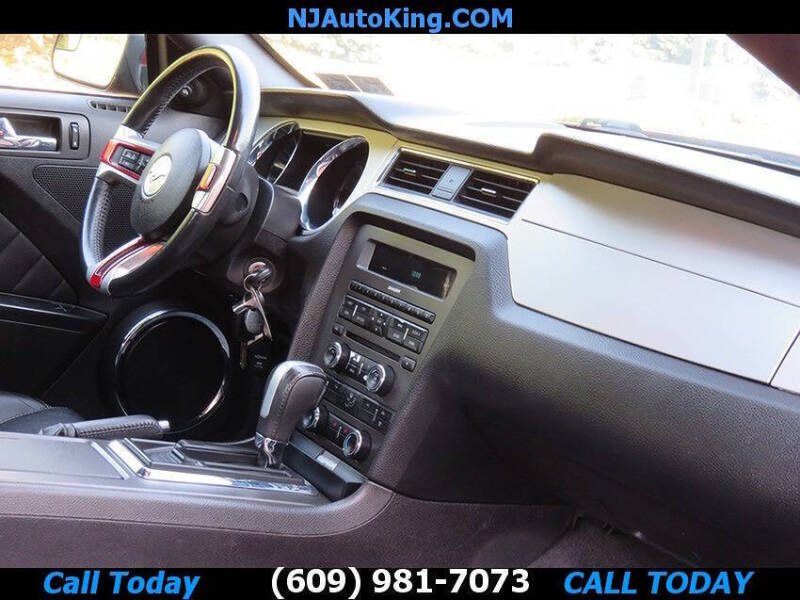 2013 Ford Mustang V6 Premium